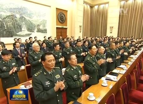 會(huì)議結(jié)束時(shí)，習(xí)近平親切接見(jiàn)來(lái)自基層部隊(duì)的部分軍隊(duì)人大代表，了解他們學(xué)習(xí)工作情況，勉勵(lì)他們立足本職崗位，結(jié)合工作實(shí)際，努力學(xué)習(xí)科技知識(shí)、提高科技運(yùn)用能力和水平，為科技興軍作出貢獻(xiàn)。